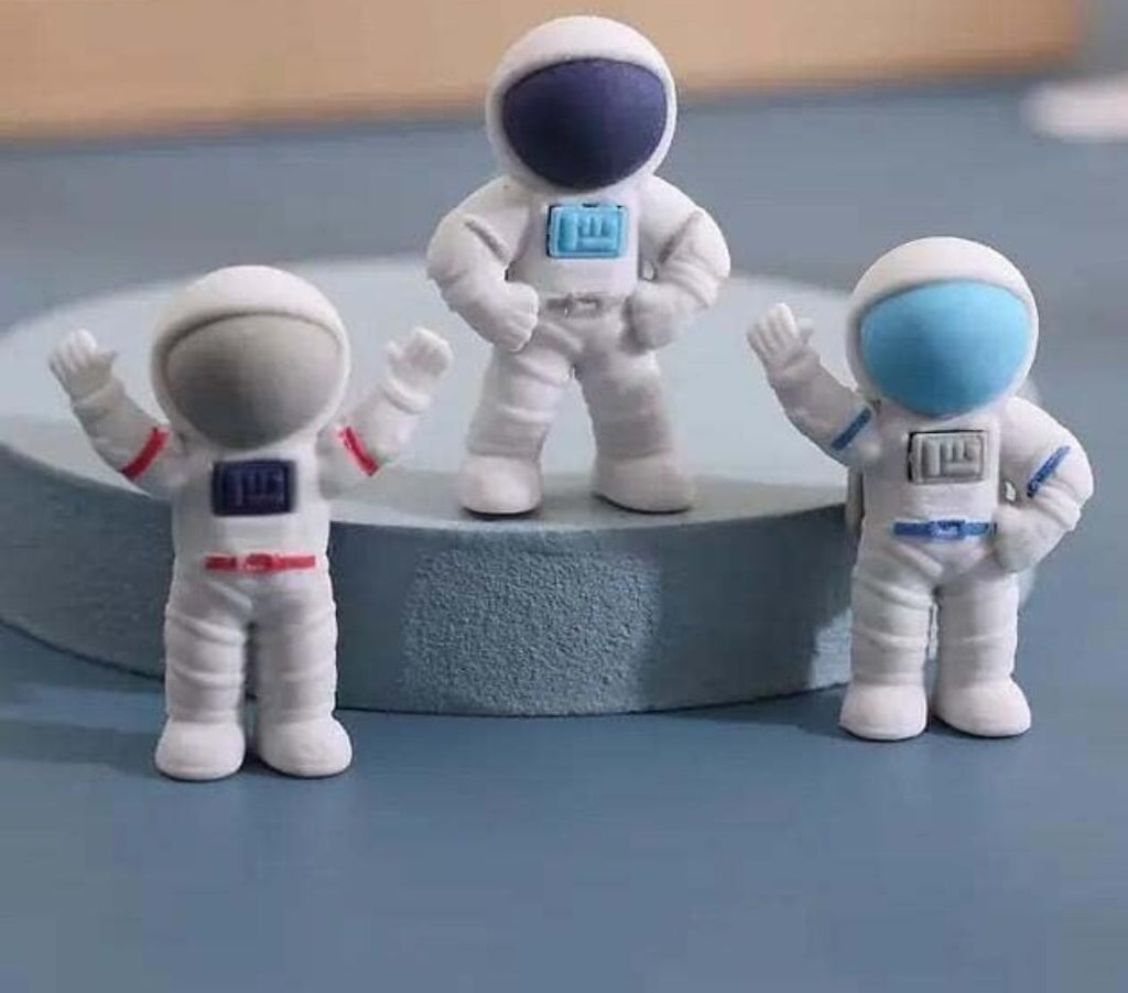 Astronaut/ Space erasers ( Pack of 3) stationery KidosPark